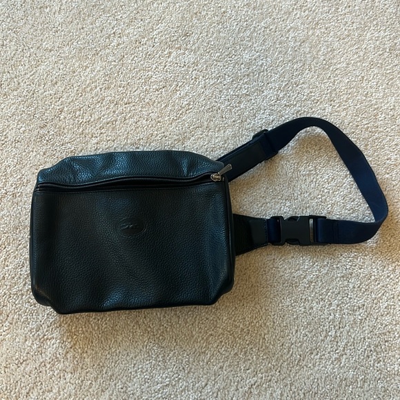 Navy blue Longchamp waist pouch - Picture 2 of 6